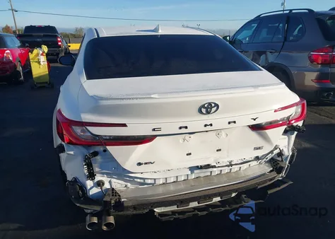 2025 Toyota Camry Se из США, поврежденный, VIN 4T1DAACK7SU031870